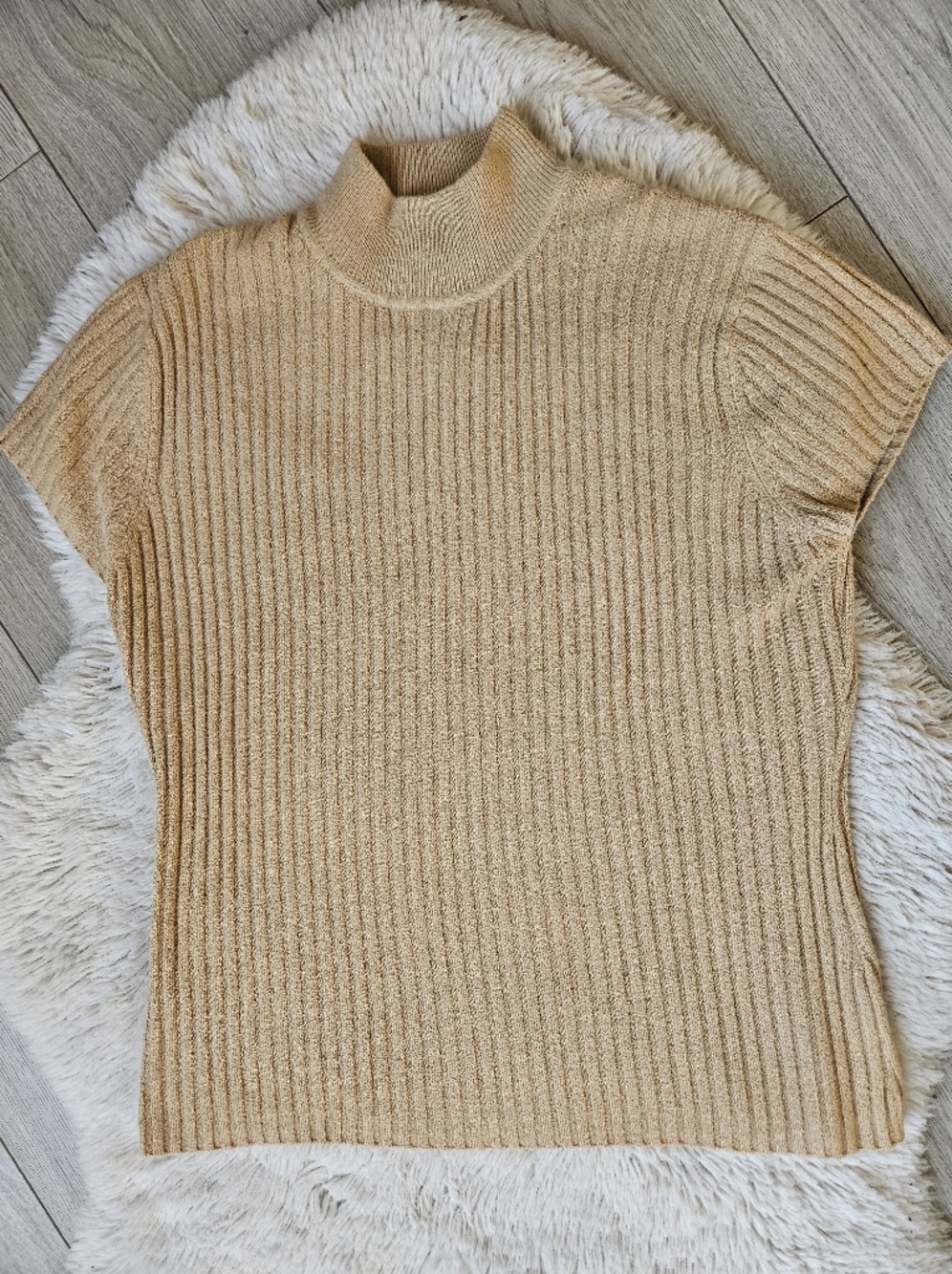 [5/35]🔥Jessica Beige Gold Ribbed Mock Neck Knit Top Size M
